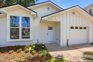 612 LOWER 8TH Avenue S, Jacksonville Beach, FL 32250
