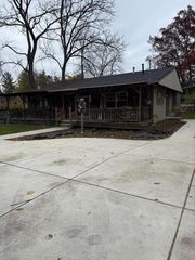 S65W18422 Ruby DRIVE, Muskego, WI 53150