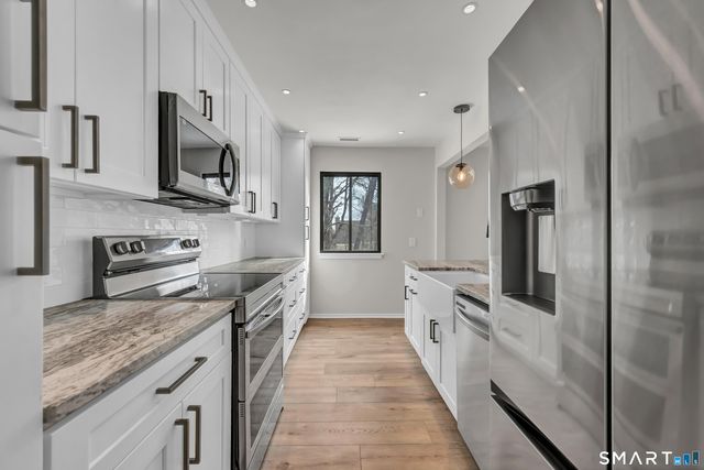 103 Heritage Village D, Southbury, CT 06488