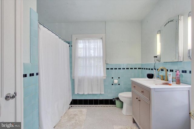 901 E MAIN ST, Waynesboro, PA 17268
