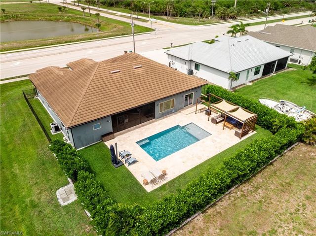 2322 Trafalgar PKWY, Cape Coral, FL 33991