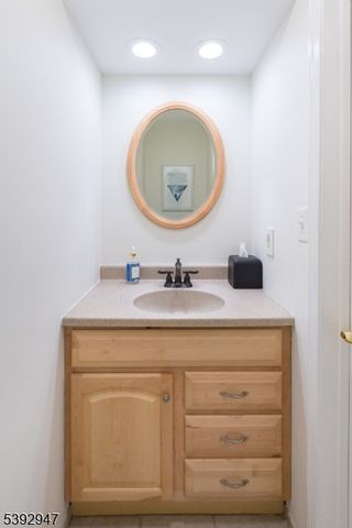 83 Laurelwood Ct, Rockaway Twp., NJ 07866