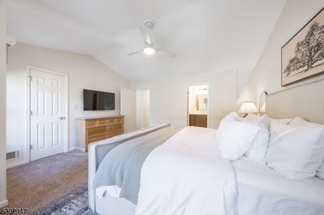 83 Laurelwood Ct, Rockaway Twp., NJ 07866