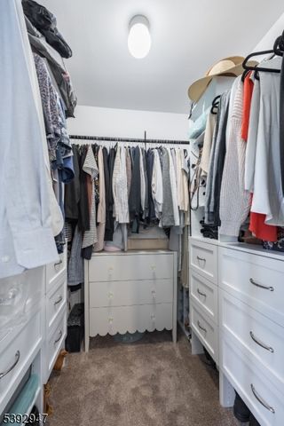 83 Laurelwood Ct, Rockaway Twp., NJ 07866