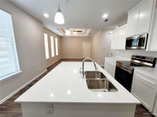 1404 Petri Drive 1, Weslaco, TX 78596
