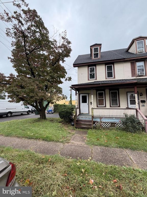 534 COLUMBUS RD, Burlington, NJ 08016 — exterior