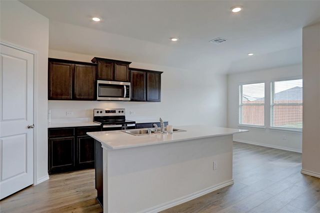 6517 Waterfall Lane, Princeton, TX 75407