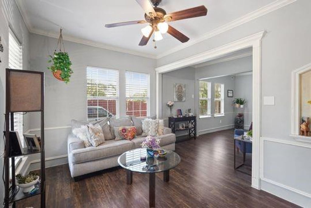 2422 Freeman Street, Houston, TX 77009
