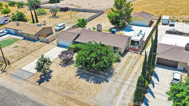 15185 Orange, Hesperia, CA 92345