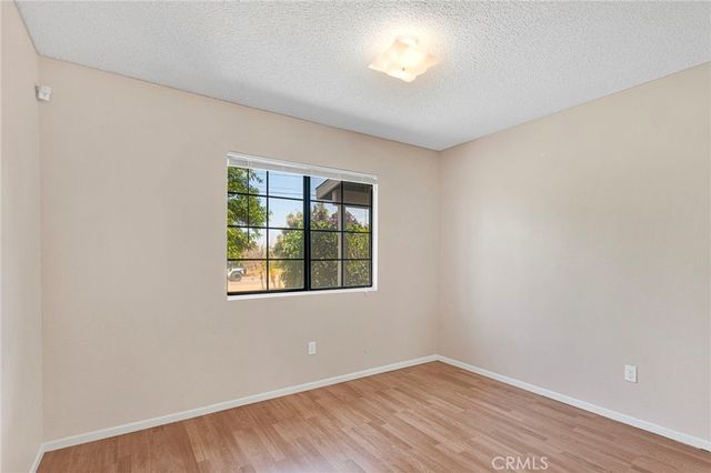 15185 Orange, Hesperia, CA 92345