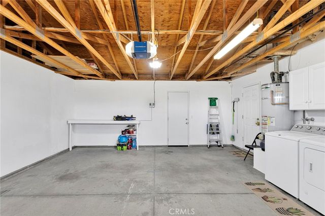 15185 Orange, Hesperia, CA 92345