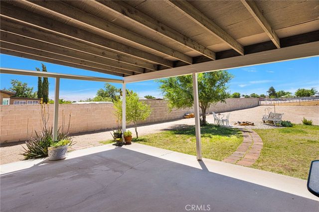 15185 Orange, Hesperia, CA 92345