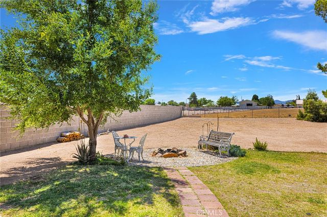 15185 Orange, Hesperia, CA 92345