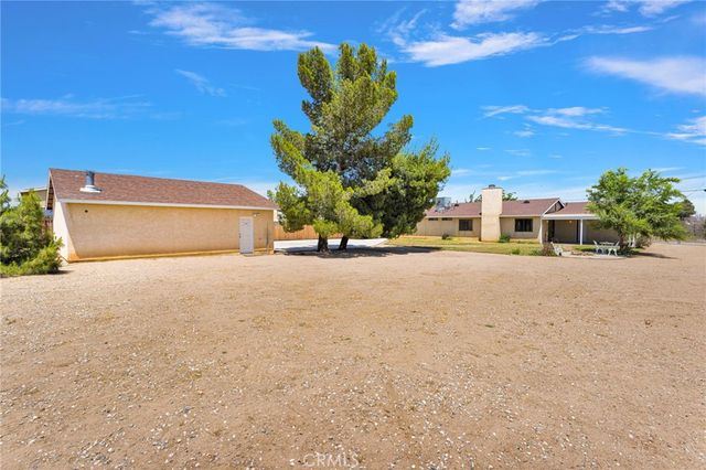 15185 Orange, Hesperia, CA 92345