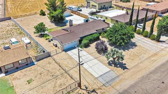 15185 Orange, Hesperia, CA 92345