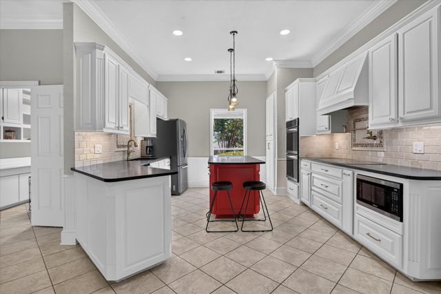 225 Shady Hill Lane, Double Oak, TX 75077