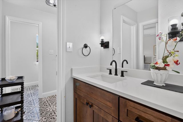 225 Shady Hill Lane, Double Oak, TX 75077