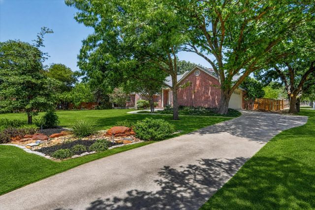 225 Shady Hill Lane, Double Oak, TX 75077