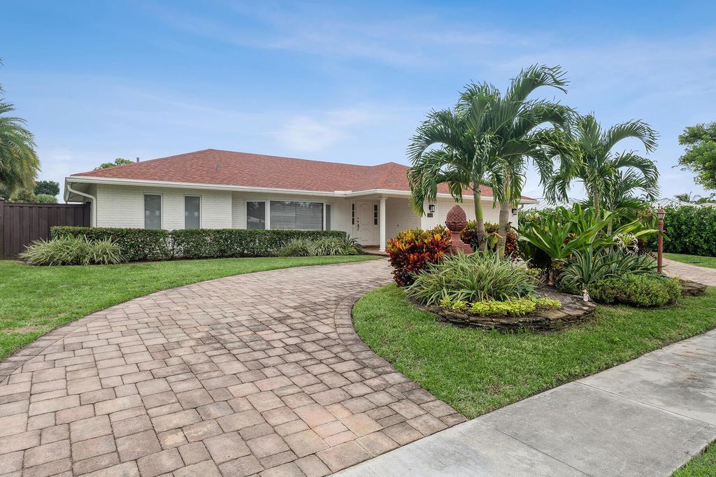 3410 Lakeview Boulevard, Delray Beach, FL 33445