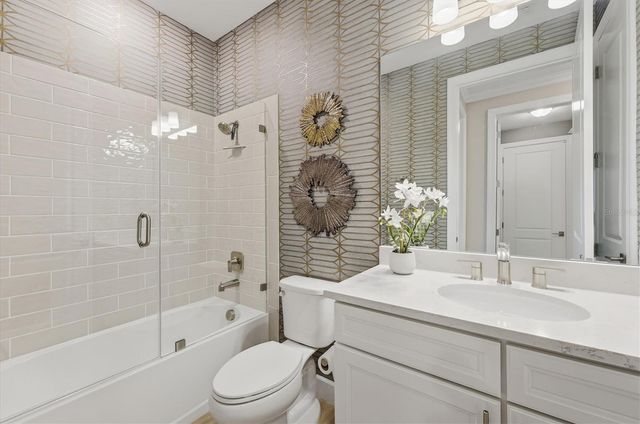 7885 MAINSAIL LANE, Sarasota, FL 34240