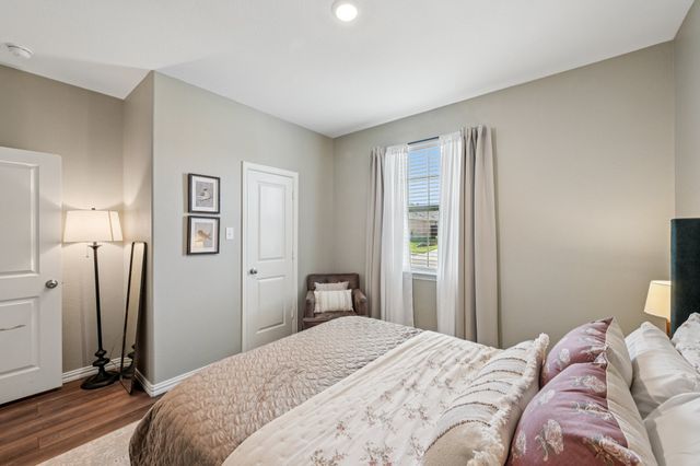 11600 Silver Queen Drive, Aubrey, TX 76227
