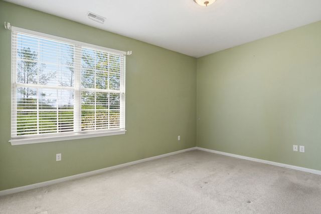1008 St Andrews DRIVE, South Strabane, PA 15301