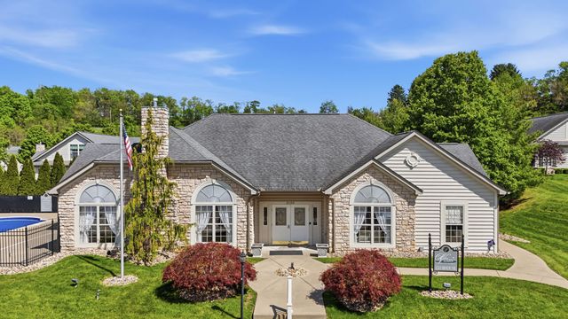 1008 St Andrews DRIVE, South Strabane, PA 15301