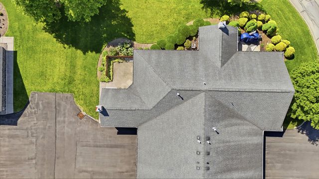 1008 St Andrews DRIVE, South Strabane, PA 15301
