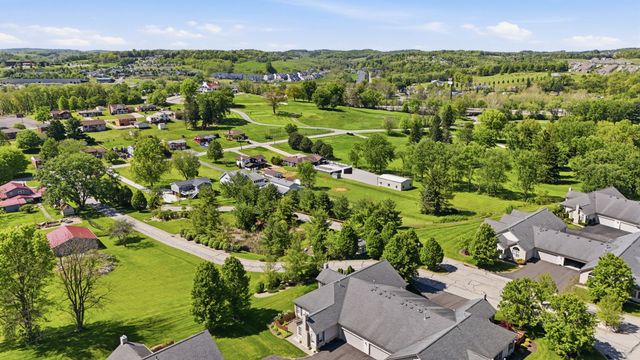 1008 St Andrews DRIVE, South Strabane, PA 15301
