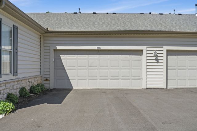 1008 St Andrews DRIVE, South Strabane, PA 15301