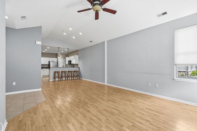 1008 St Andrews DRIVE, South Strabane, PA 15301