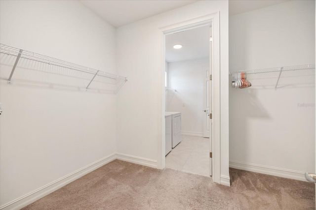 520 MARAVIYA BOULEVARD, Nokomis, FL 34275