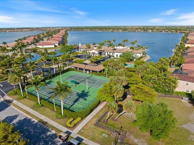 520 MARAVIYA BOULEVARD, Nokomis, FL 34275