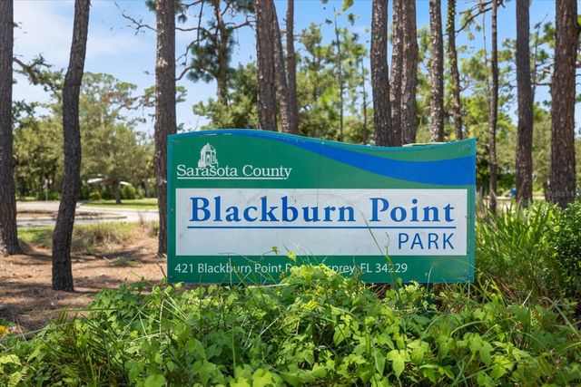 520 MARAVIYA BOULEVARD, Nokomis, FL 34275