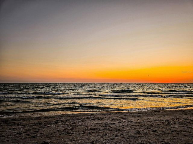 520 MARAVIYA BOULEVARD, Nokomis, FL 34275