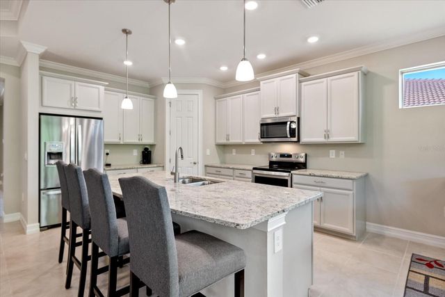 520 MARAVIYA BOULEVARD, Nokomis, FL 34275