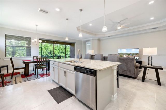 520 MARAVIYA BOULEVARD, Nokomis, FL 34275