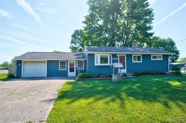 4075 Bristolwood Drive, Flint, MI 48507