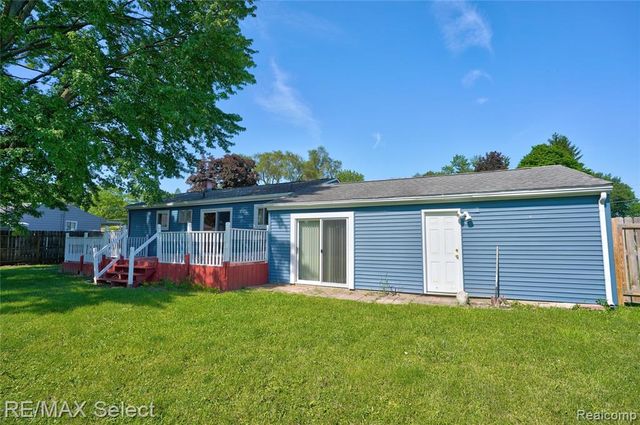 4075 Bristolwood Drive, Flint, MI 48507