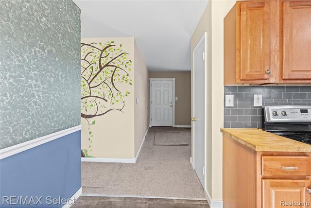 4075 Bristolwood Drive, Flint, MI 48507