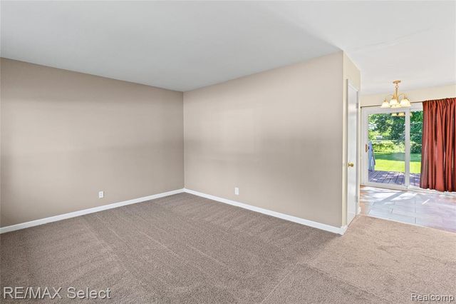4075 Bristolwood Drive, Flint, MI 48507