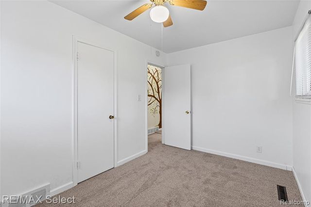 4075 Bristolwood Drive, Flint, MI 48507