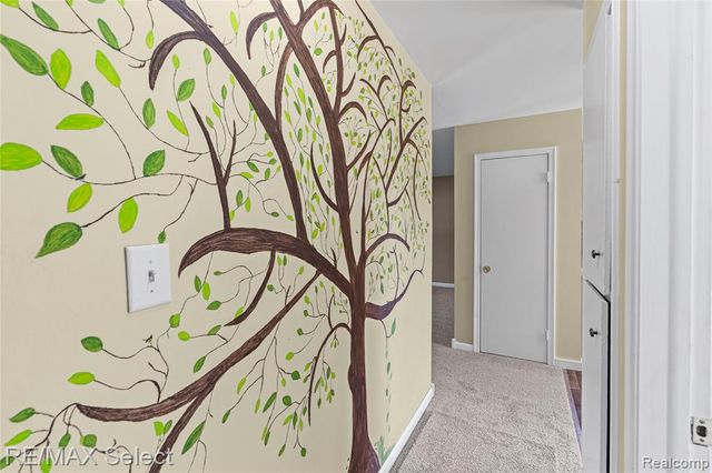 4075 Bristolwood Drive, Flint, MI 48507