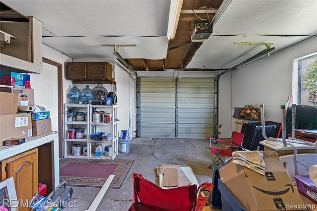 4075 Bristolwood Drive, Flint, MI 48507
