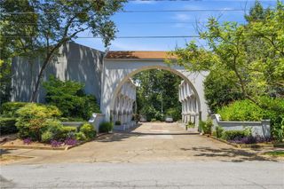 856 Saint Charles Avenue NE 8, Atlanta, GA 30306