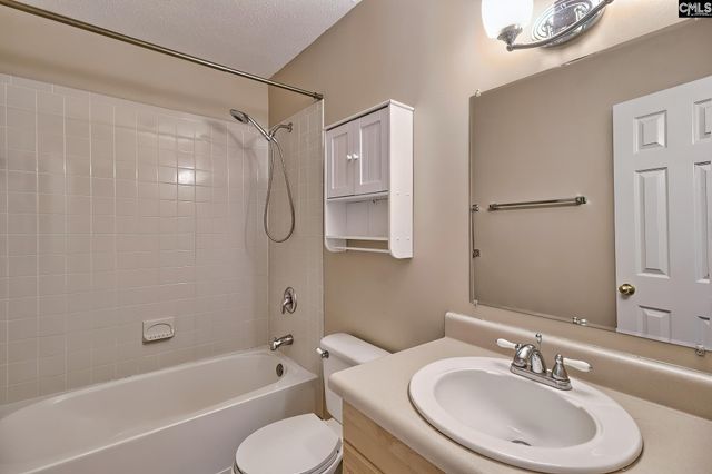 301 Harbor Heights Drive 10c, Lexington, SC 29072