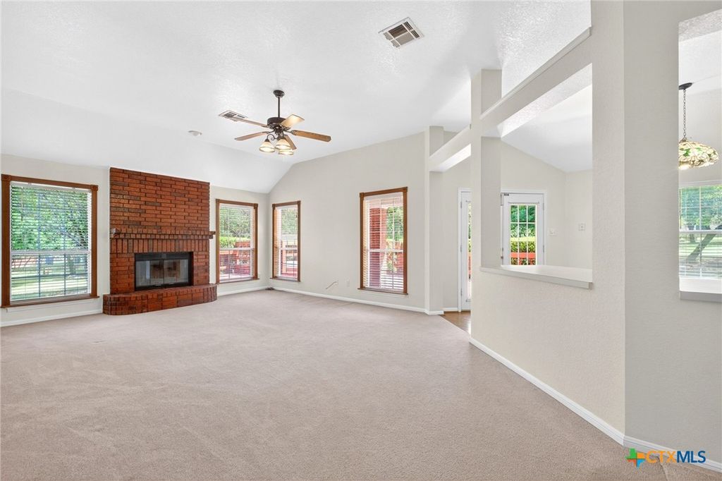 Image 12 of property listing at 1501 Buckboard Trail, Copperas Cove, TX 76522