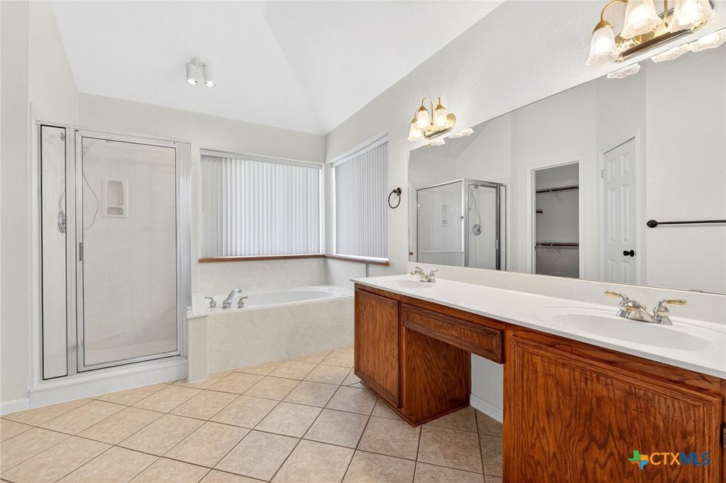 Image 14 of property listing at 1501 Buckboard Trail, Copperas Cove, TX 76522
