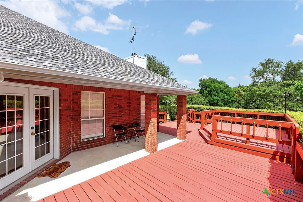Image 5 of property listing at 1501 Buckboard Trail, Copperas Cove, TX 76522