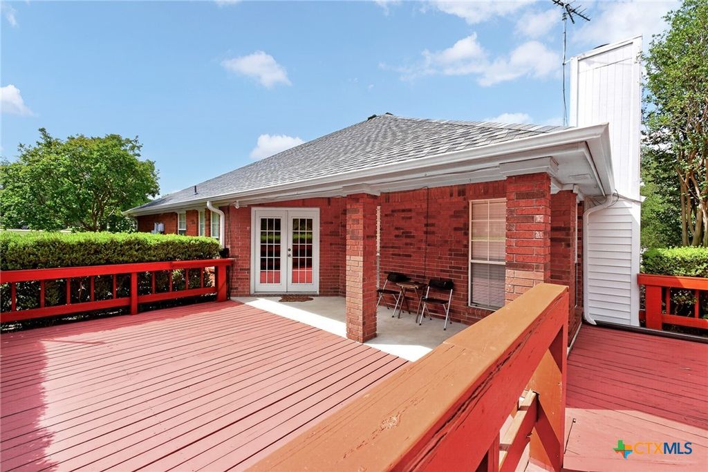 Image 6 of property listing at 1501 Buckboard Trail, Copperas Cove, TX 76522